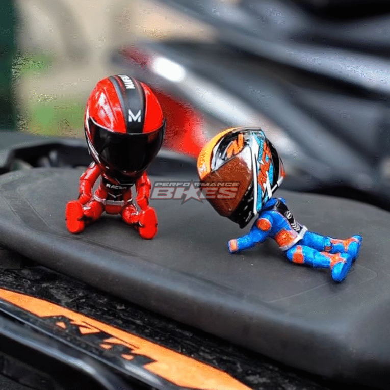 HELMET MINIATURE TOY